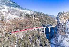 Glacier Express All Inclusive in Winter