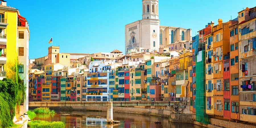 Exploring the historic Old Town of Girona