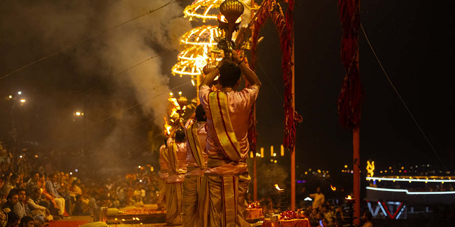 Witnessing ceremonial traditions in Varanasi